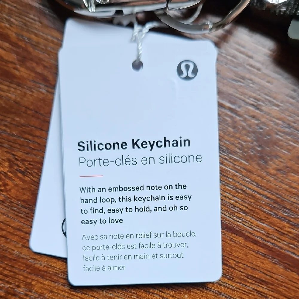 LULULEMON SILICONE KEYCHAIN - Picture 7 of 15